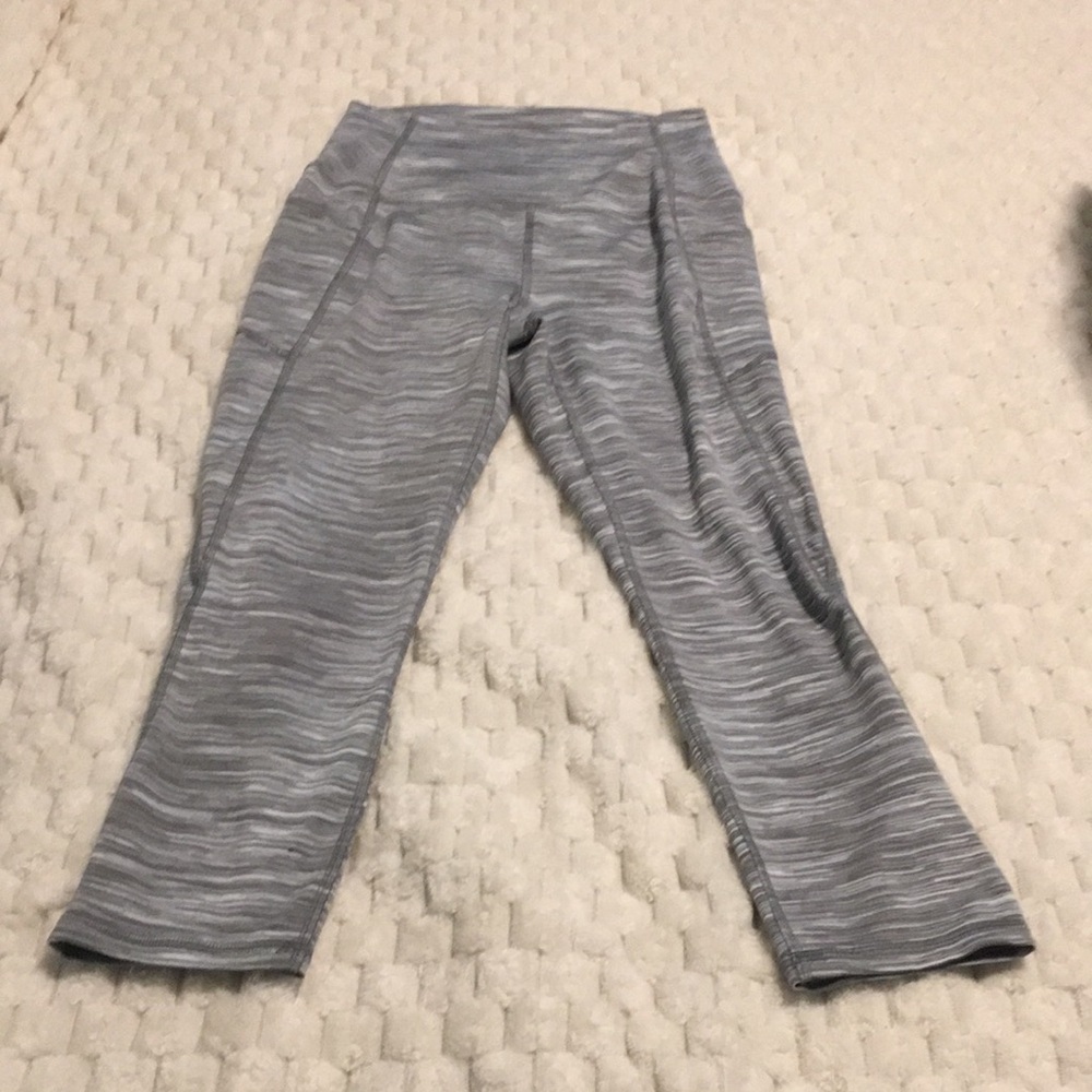 Women Capris  S